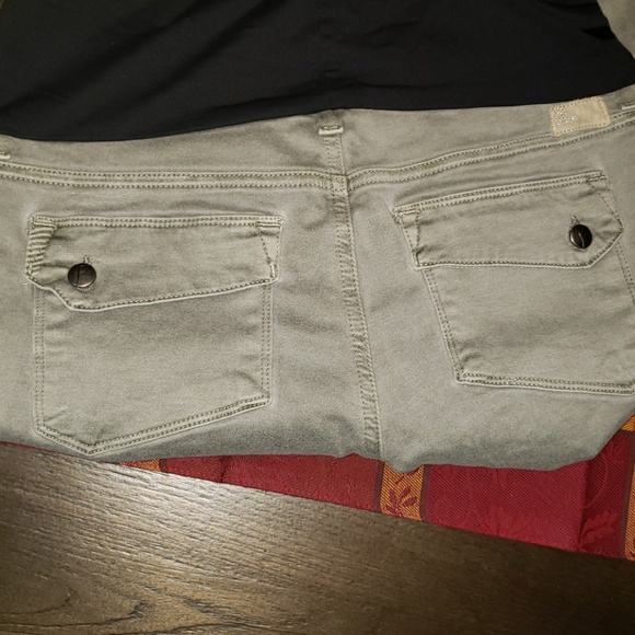 New Paige Chandler P.D.Venice Crop Maternity Jeans - Picture 8 of 9